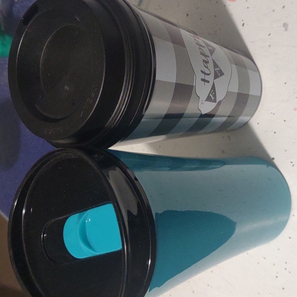 2pk Tumbler cups with Lids - Picture 3 of 4